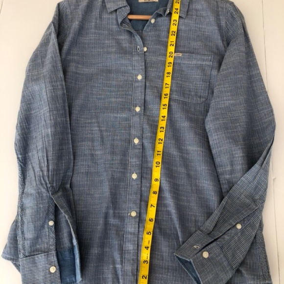 Lee Button-Down Shirt - blue with some yellow - size M - Picture 3 of 3
